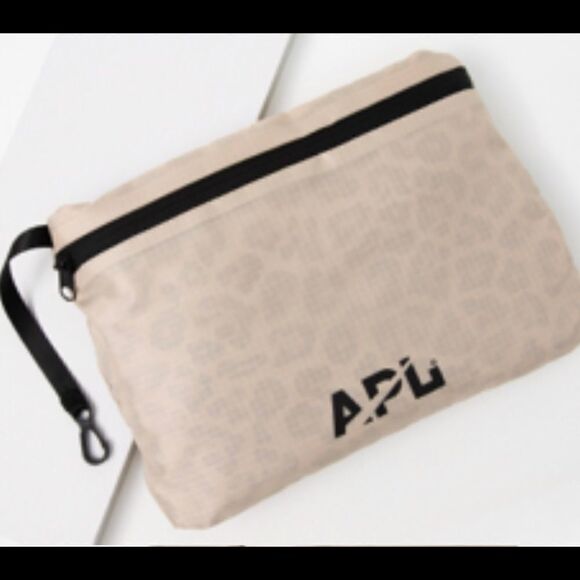 APL All purpose packable leopard print backpack B91 - Picture 3 of 9